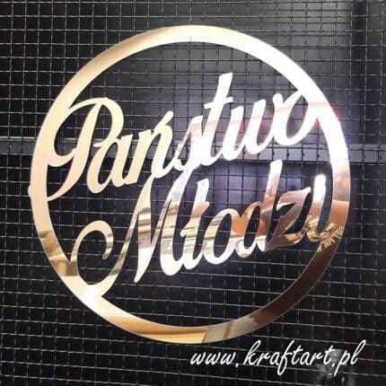 Koło dekoracyjne z napisem Państwo Młodzi z lustrzanego akrylu