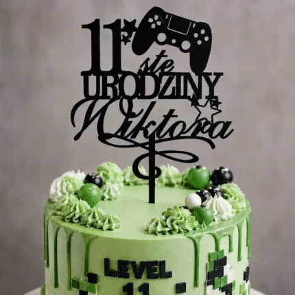 Topper na tort dla gracza na 11 urodziny Wiktora